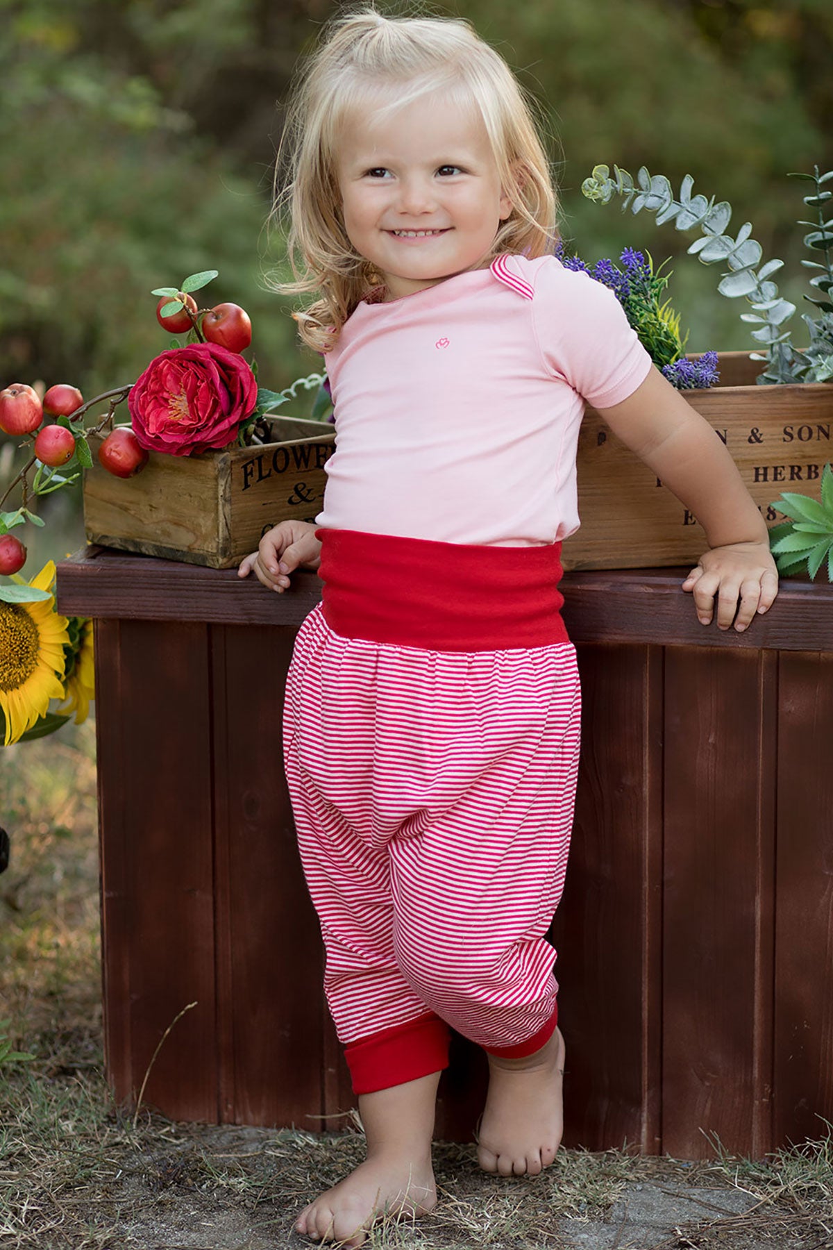 Organic bodysuit and Pants set for girls Aged 3-12 Months colored Pink & Cream line