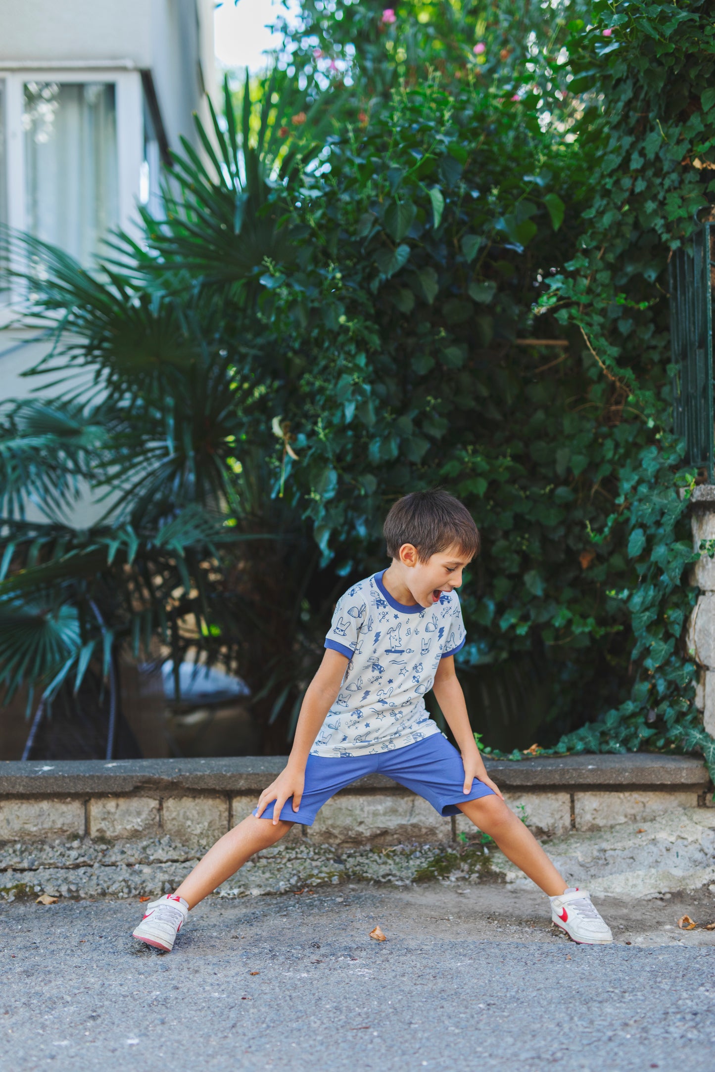 Organic cotton Bermuda Shorts - Aged 2 Yrs to 7 Yrs- Colored Midnight Blue