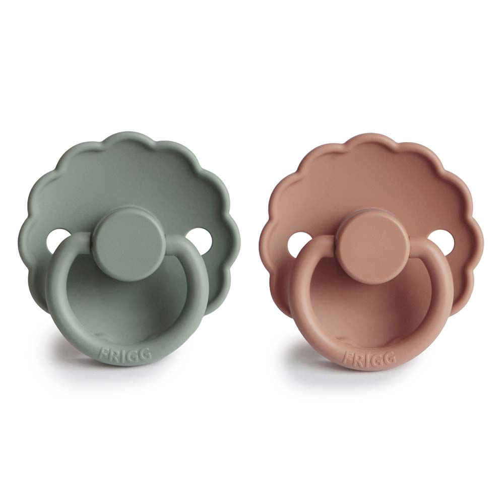 Maintain Optimal Safety and Hygiene with our Pacifier Cleaning Guide