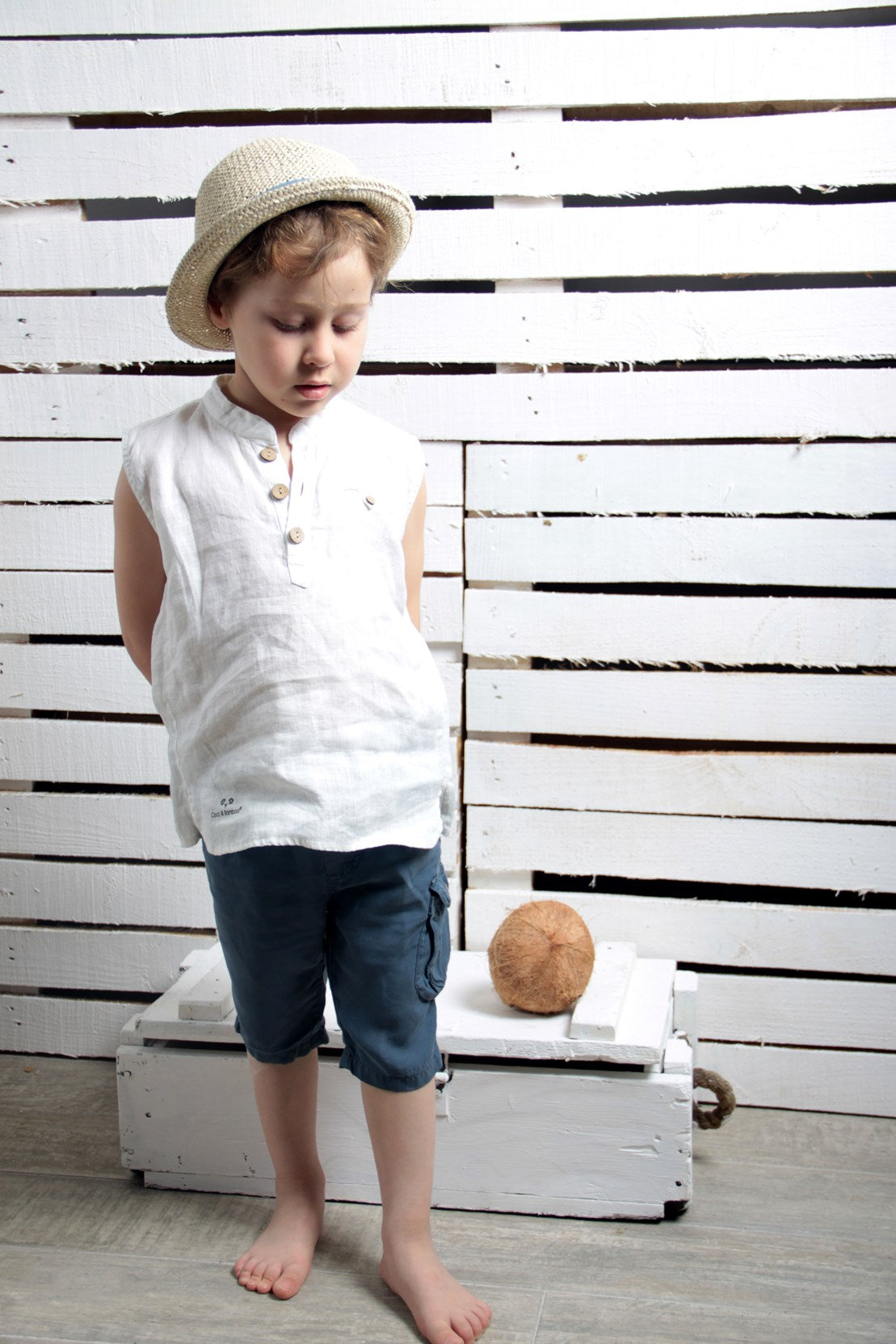 Ecru Linen boy's shirt with buttons made of real coconut shell. 